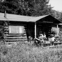 14_Guest cabin