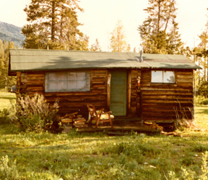 4 historic bldg 20_guest cabin